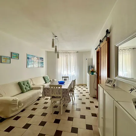 Appartement Nigi House *